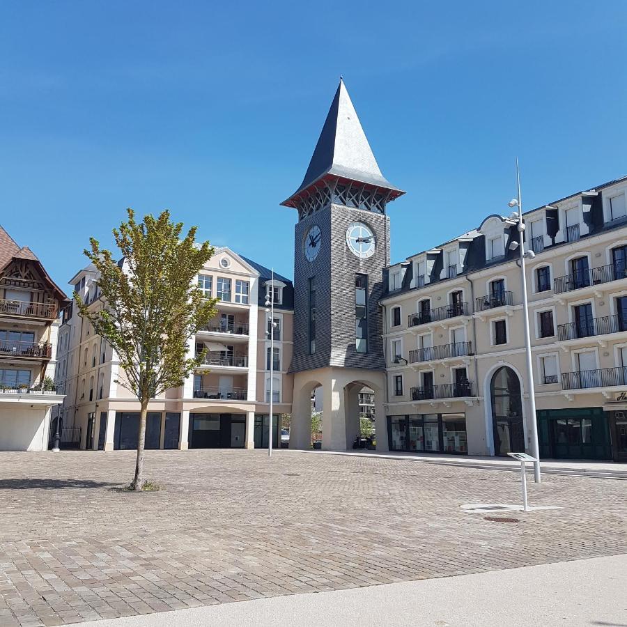 Appartement Deauville Hyper Centre Buitenkant foto
